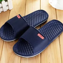 Мужская обувь однотонные Тапочки для ванной, на плоской подошве; Летние босоножки; Для мужчин в помещении для использования вне помещений; Для мужчин на открытом воздухе Повседневные шлепанцы Мужская обувь