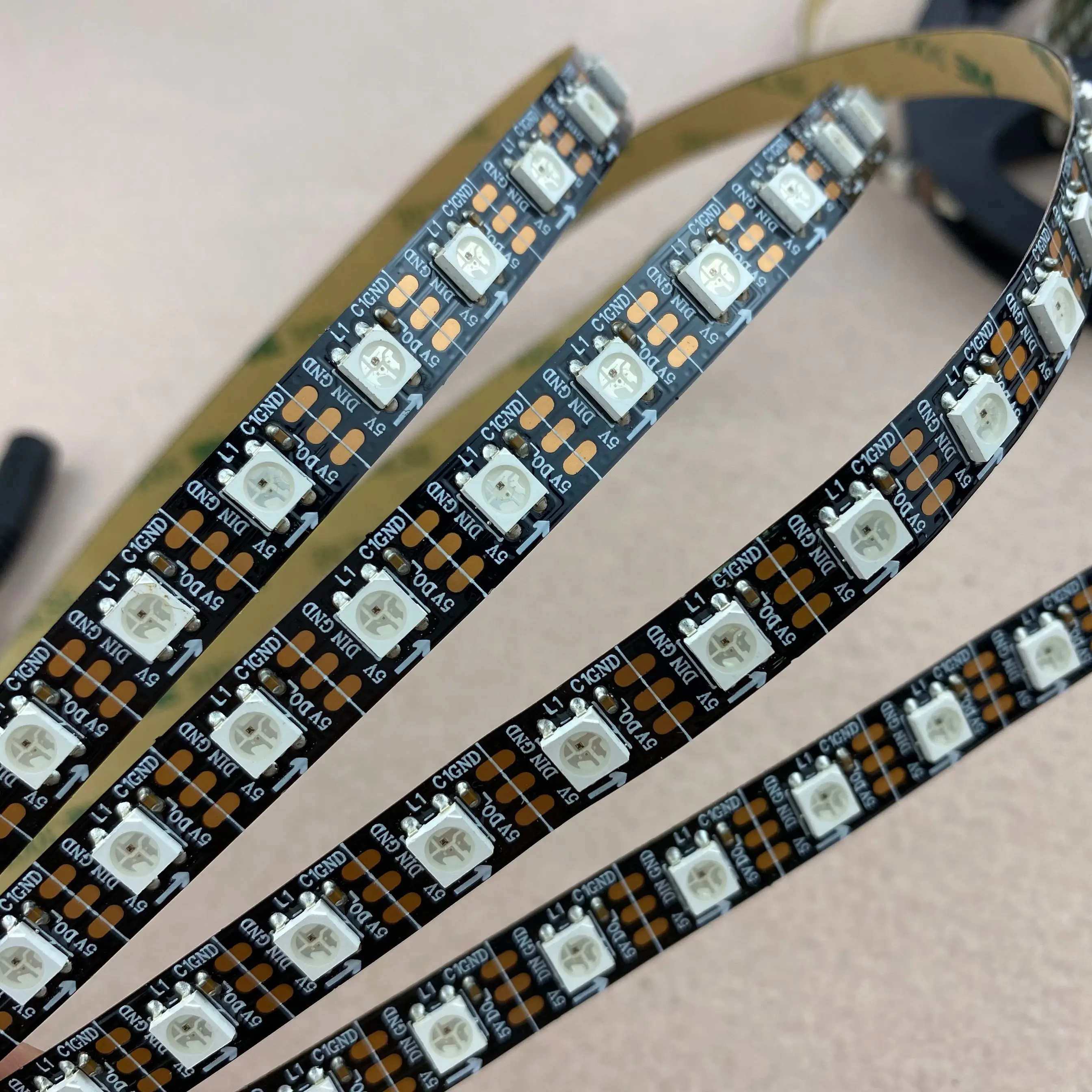 5m DC5V WS2812B led pixel srip не водонепроницаемый 74 шт. WS2812B/M с пикселями Черная печатная