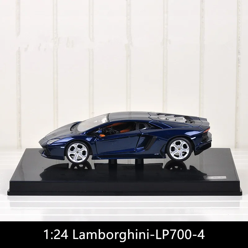 Bburago 1:24 Lamborghini Модель автомобиля высокая имитация литья металла детская игрушка бойфренд подарок моделирование сплав автомобиль коллекция - Цвет: LP700-4