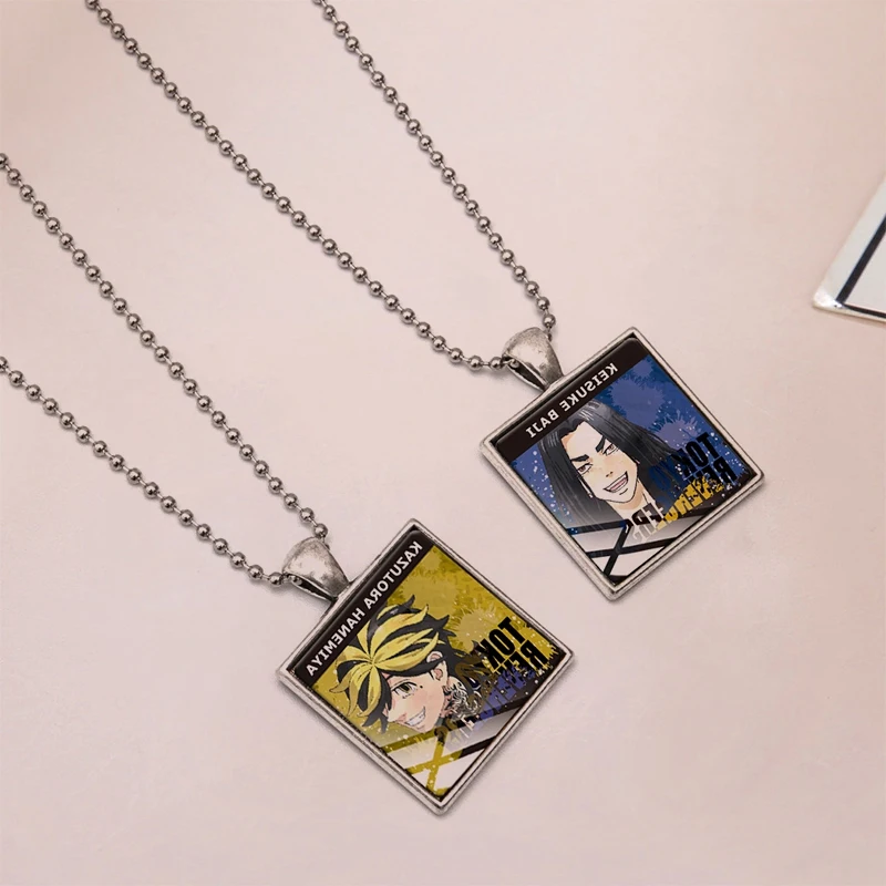 2021 New Anime Tokyo Revengers Necklace Fashion Square Glass Pendant Necklaces For Men Women Cosplay Jewelry Gift Fan Collection