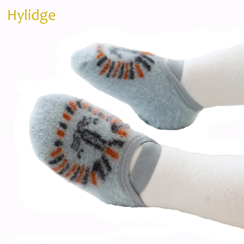 Hylidge анти капля для малышей кораллового цвета носки для девочки, мальчика с Strape зимние хлопковые носки для детей; обувь для детей ясельного возраста, для тех, кто только начинает ходить, Нескользящие носки-тапочки