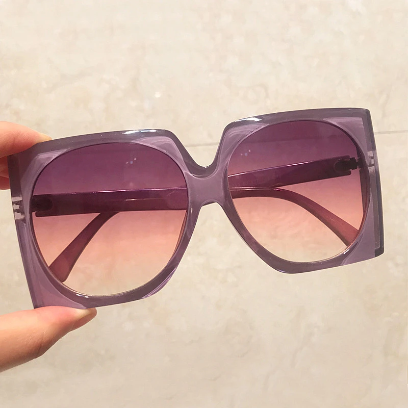 Wholesale Vintage Oversized Square Sunglasses For Women Gradient Elegant Black Brown Sun Glasses Female Uv400 Shades Men_voghion.com