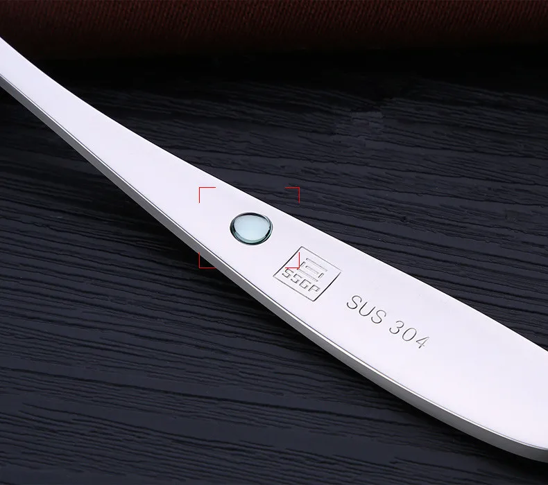 7592366364_1294849788