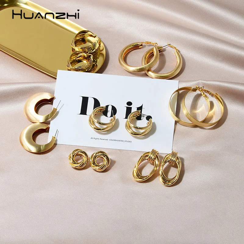 

HUANZHI 2019 Fashion Simple Geometric Design Gold Metal Plated Personality Hoop Earrings for Women Girls Wedding Party Jewelry