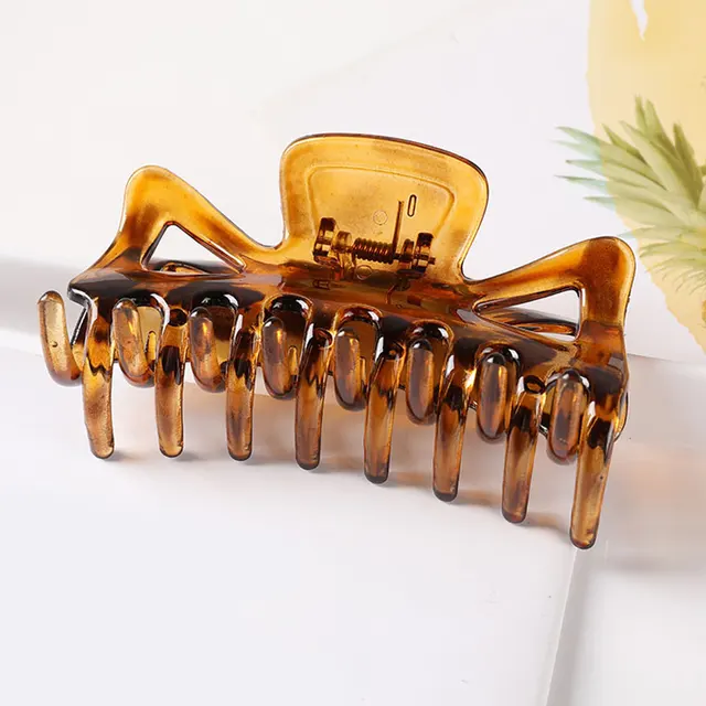 1PC Barrettes  Hair Claw For Women Acrylic Hairpins Hair Crab Claws Girls Make UP Washing Tool Accessories Women Hair Clips 2021 48