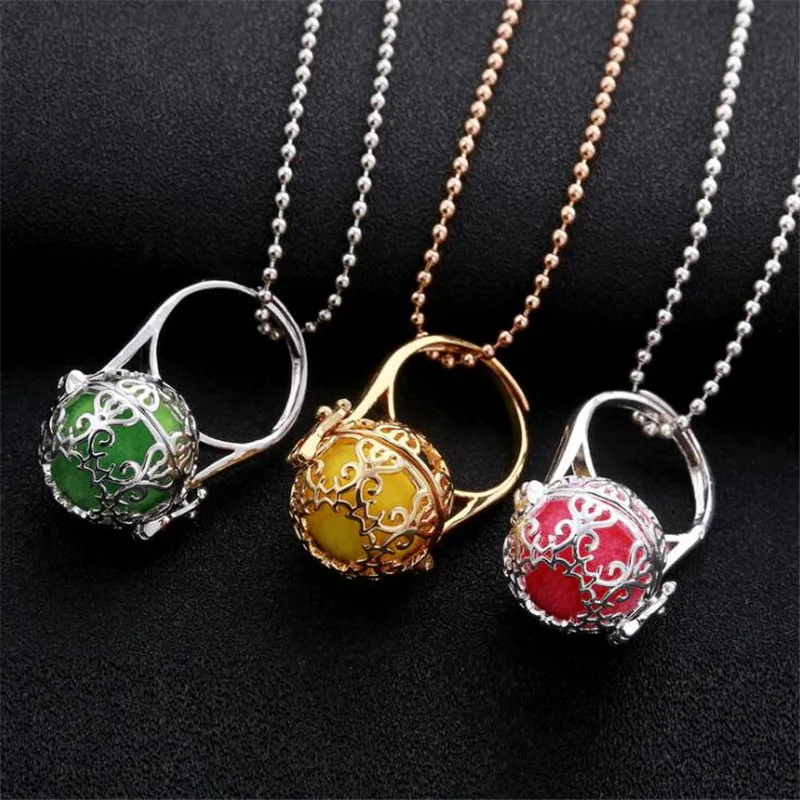

1PC Aroma Diffuser Chain Necklace Open Glow Diffuser Necklace Locket Necklace for Perfume Essential Oil Hollow Locket Pendant
