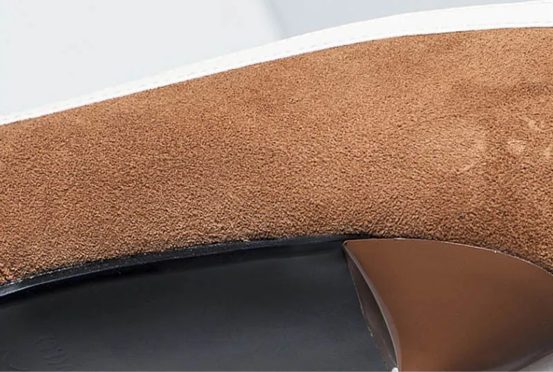 8101120217_910683086