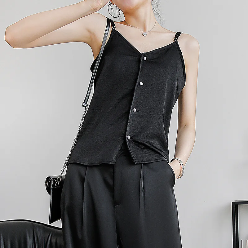 

Lustrous Sexy Personality Slim Strap V-Neck Easy Wear Top-Grade Vest 2020 Summer Imitation Acetic Acid Fabric