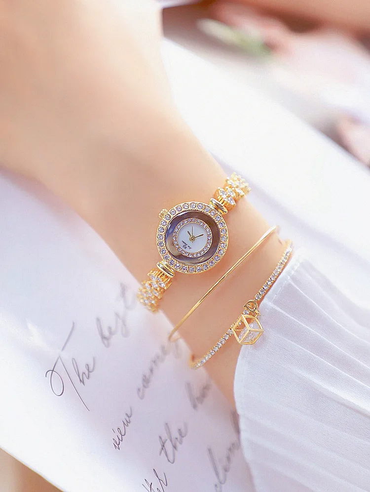 11835046298_381868954