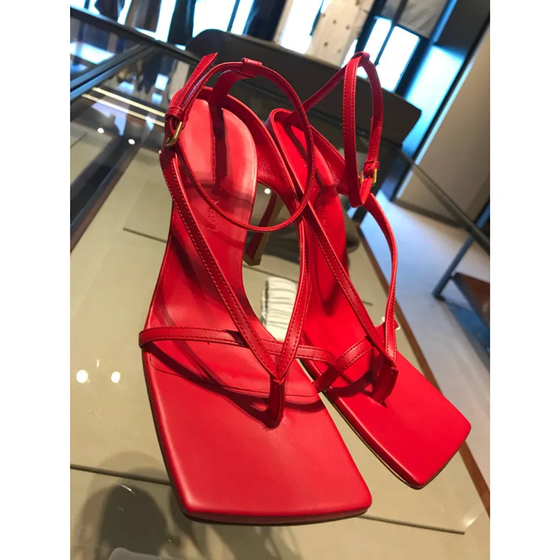 

2019 NEW Red Chic Flip Flops Leather Square Toe Sandals Women Retro High Heels Sexy Ladies Shoes Summer Gladiator Sandals Women