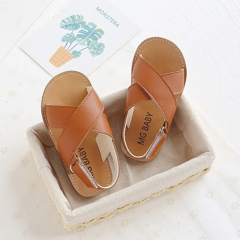 ULKNN Boys sandals summer new leather waterproof children's beach shoes baby sandals Girls beach shoes 1-3-7 years old kids