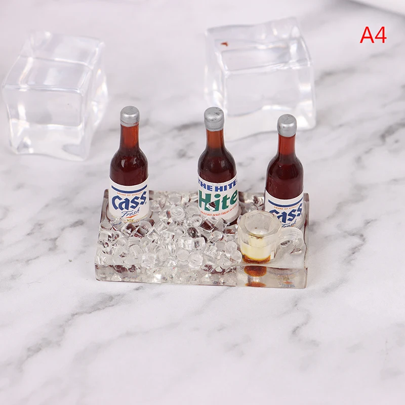 A4 1/12 Миниатюрные аксессуары для кукольного домика, мини-бутылка для вина, набор с коробкой, имитационная модель напитков, игрушки для украшения кукольного дома - Цвет: A4