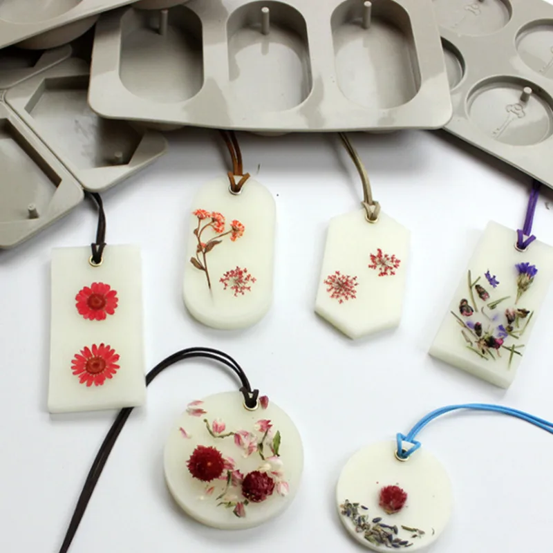 1PC New DIY Silicone Clay Aromatherapy Tablet Gift Mold Hanging Ornament Handmaking Wax Flower Soap Craft Accessories Home Decor