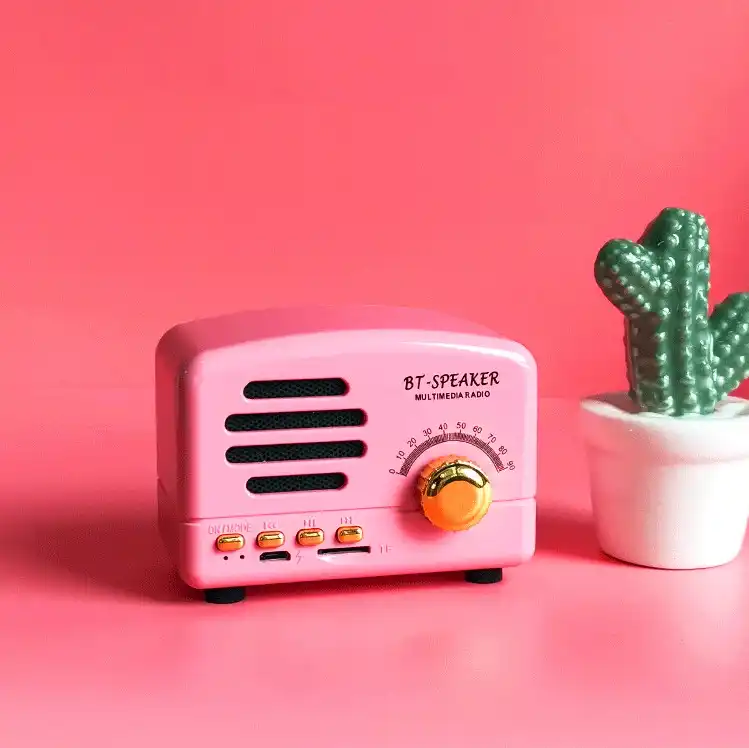 mini retro speaker