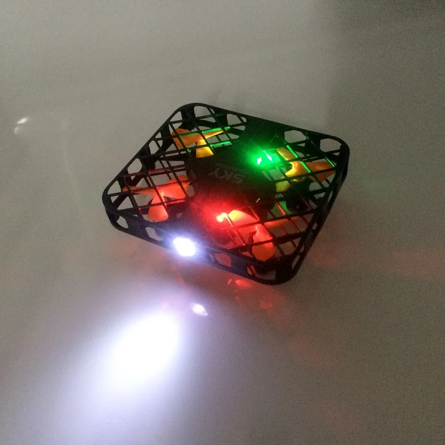 

Le Chi New Style Pocket Elf Mini Mesh Quadcopter Handheld Toy Model Remote Control Aircraft Unmanned Aerial Vehicle