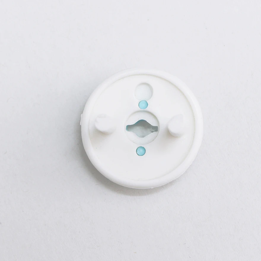 6pcs/Lot/Packed Europe Standard Socket Safe Lock Cover Child Kids Electric Security Plastic Safety Plug Outlet Baby Care socket covers