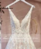 Lakshmigown Floral Appliques Wedding Dresses V Neck Backless A-Line Court Train Tulle Bridal Gowns Robe Mariee Customized 2
