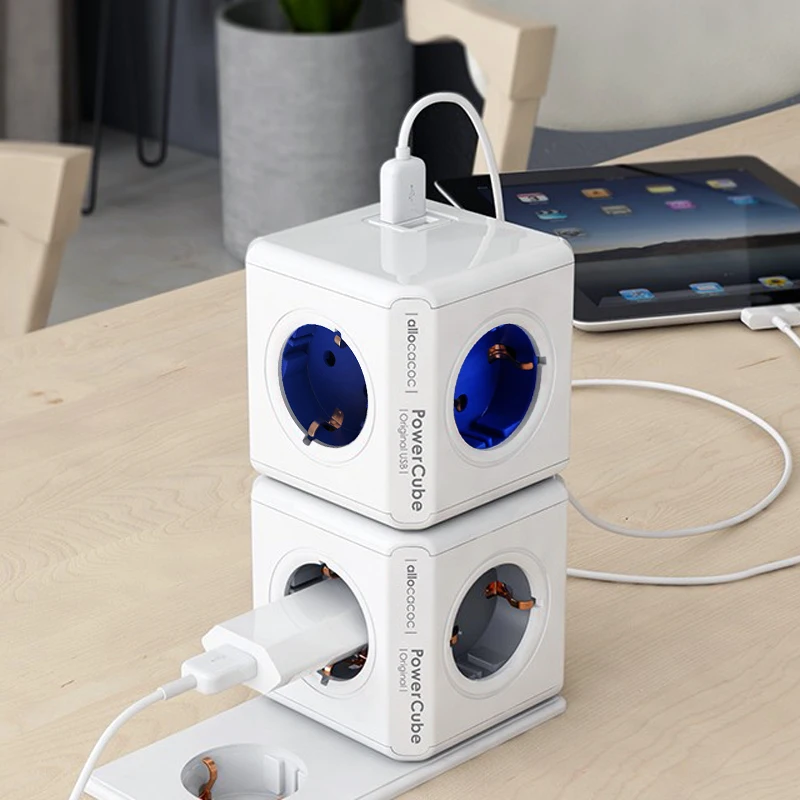 

Multi Plug Power Strip Smart Socket Plug Portable Travel Adapter Power Electric cube 2 USB 4 Outlets Extension Home Charging