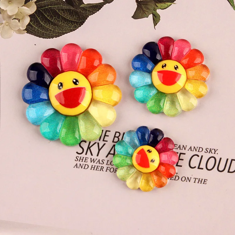 100pcs 23/28/35mm Lovely Colorful Fashion Cute Smiling Face Sunflower Resin Charms for DIY Hair Accessories Jewelry Making