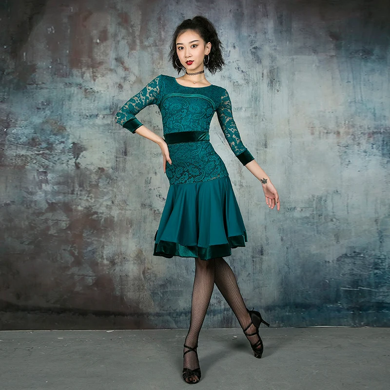 Latin Dance Dress Female Green Lace Dancing Dress Adult Long-Sleeved Dress Autumn Dress Women Velvet Big Swing Skirt