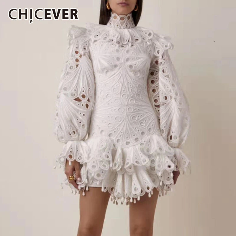 Chicever Elegant Hollow Out Jurk Voor Vrouwen Stand Kraag Flare Mouw Hoge Taille Jurken Vrouwelijke 2020 Lente Nieuwe Mode Kleding Chicever Elegant Hollow Out Jurk Voor Vrouwen Stand Kraag Flare Mouw Hoge Taille Jurken Vrouwelijke 2020 Lente Nieuwe Mode Kleding