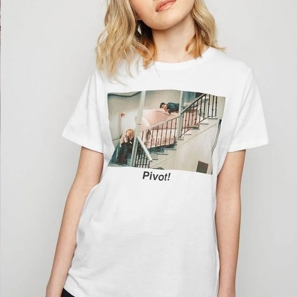 Fashion Pivot Sofa Joeniar Arief Tshirt 