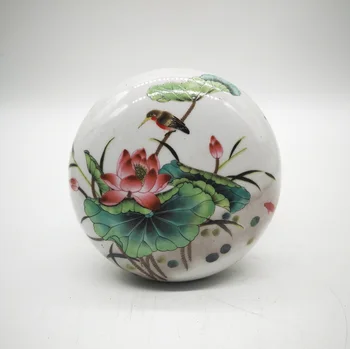 

4.3" Collect Chinese Famille-rose Porcelain Lotus Flower Leaf Bird Round Ink Box