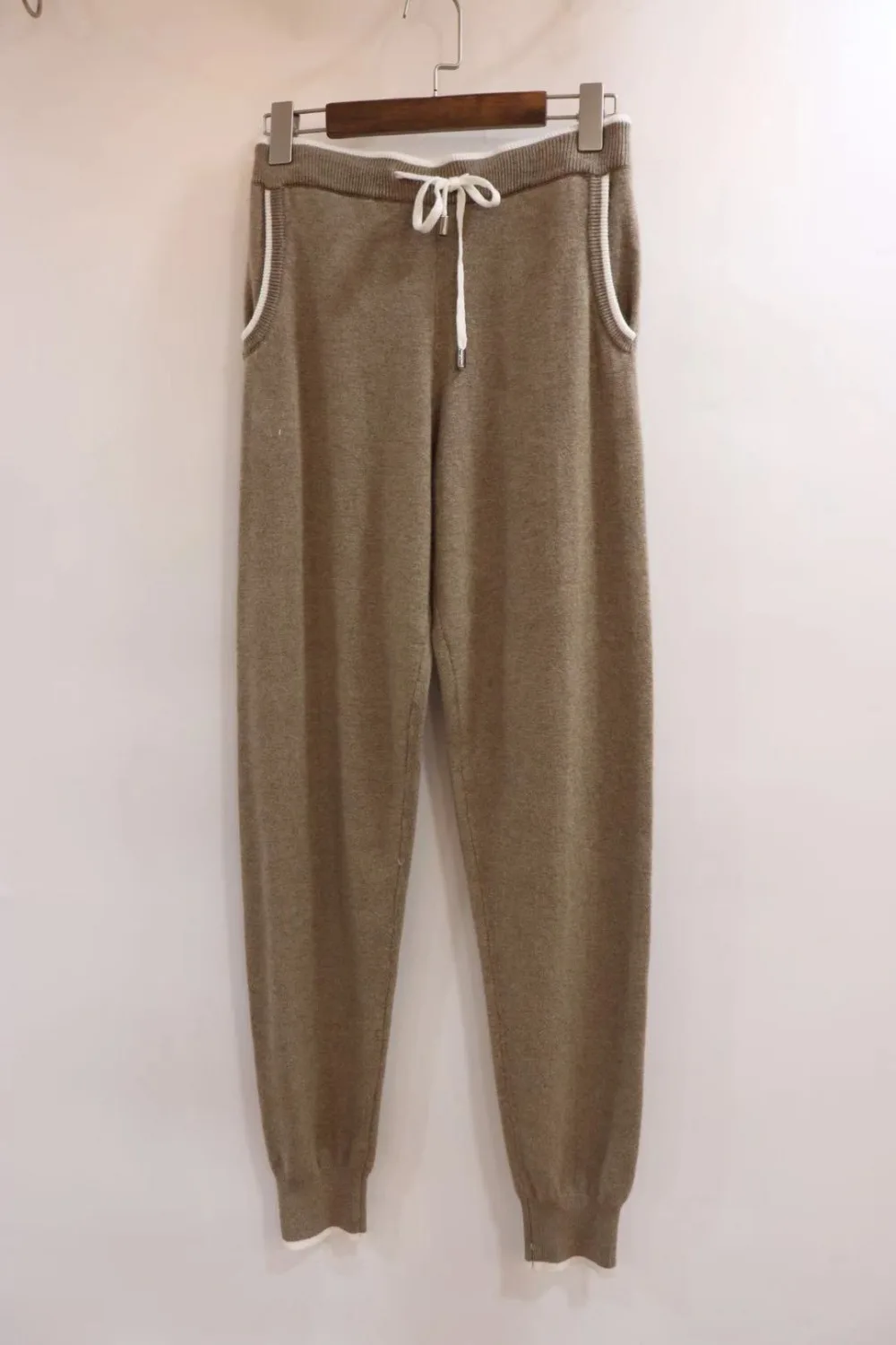 30% Wool+ 45% Cashmere warm Knit Suits hooded cashmere woolen Sweater+ Mink Cashmere Trousers Brilliant Two-pieces sets F409