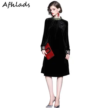 

Autumn And Winter New Vintage Embroidery Velvet Large Size Women's Long Sleeve Stand Collar Women Black Knee-Length Dress