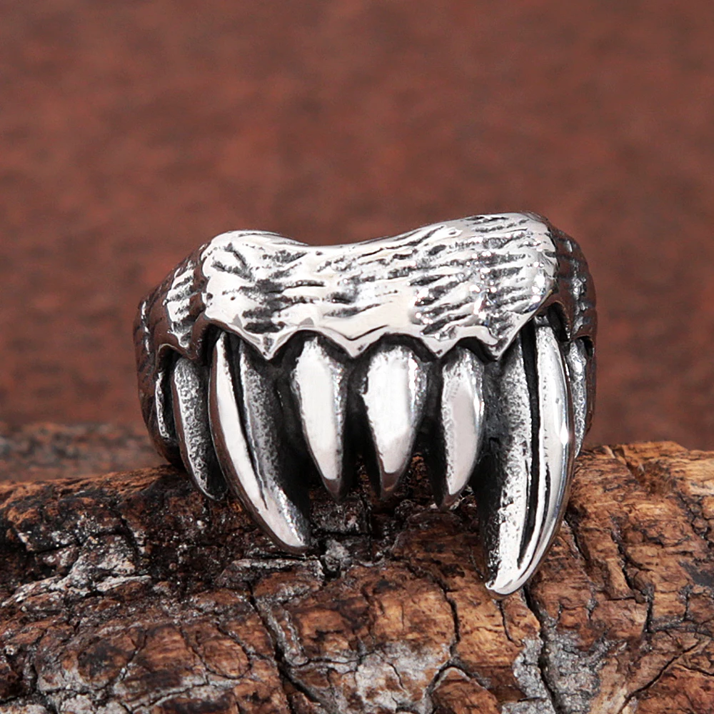 Punk Stainless Steel Monster Teeth Rings Vintage Gothic Vampire Teeth