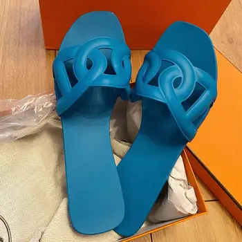 

Women slippers female summer women Pig nose slippers 2020 new fashion wild Wearing h sandals Flat-bottomed Flip Flop Slids Out