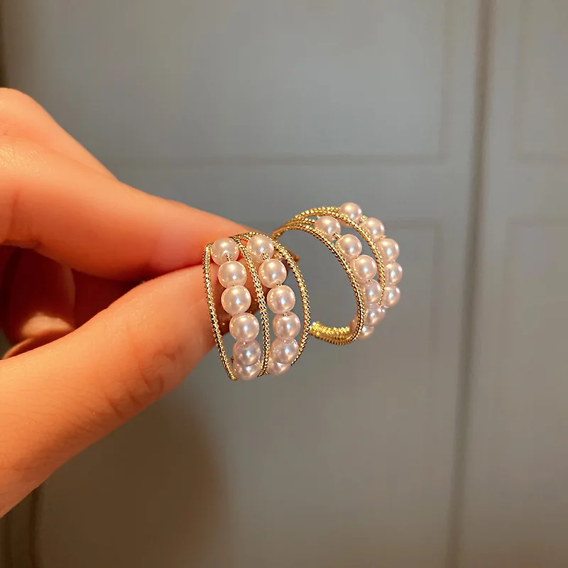 

New fashion personality geometric C-shaped pearl S925 silver needle earrings female temperament all-match earrings