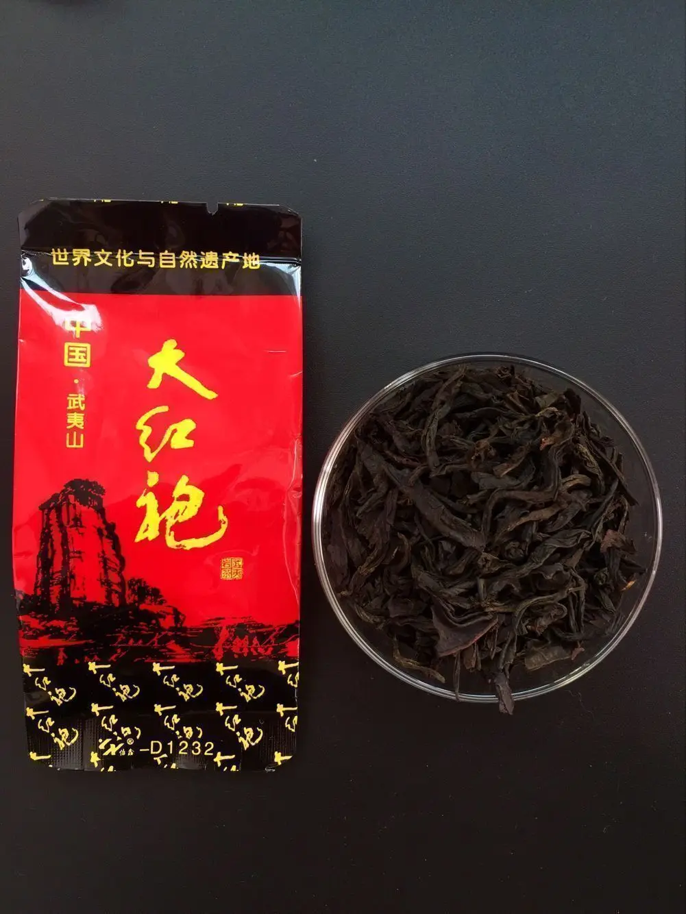 Года новые маленькие пакетики Wuyi Oolong DaHongPao чай внешний пакет может быть изменен, если старый пакет использовать из Shui Xian Rougui Da Hong Pao чай