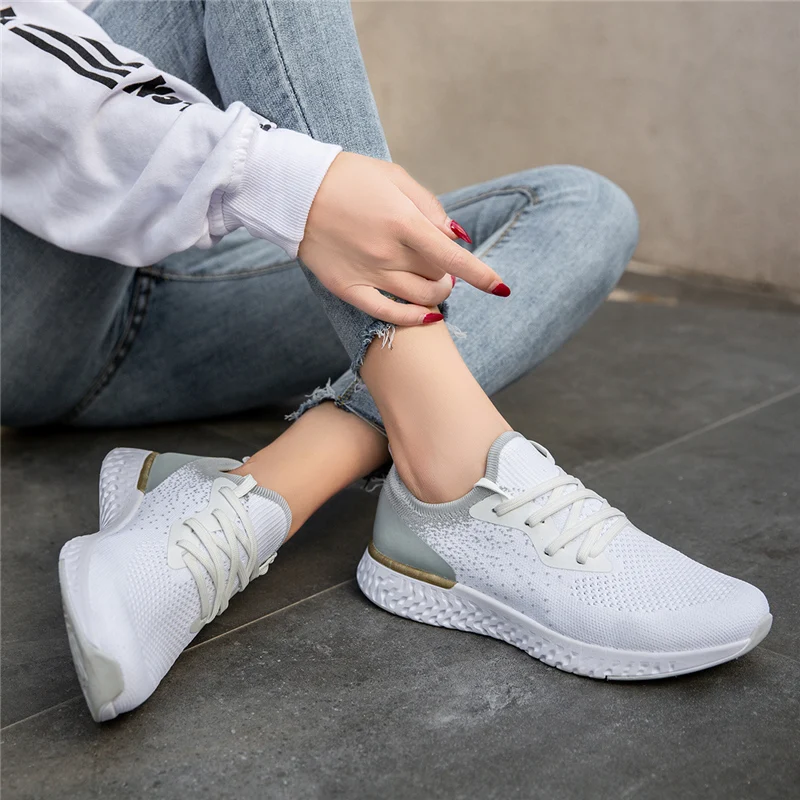 Tenis feminino теннисная обувь для женщин; Новинка года; кроссовки, визуально увеличивающие рост; уличные спортивные женские кроссовки tenis blancos