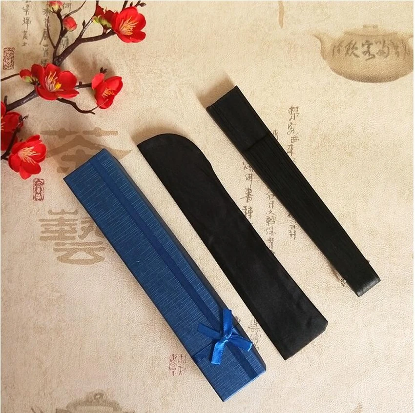 black hand fan07