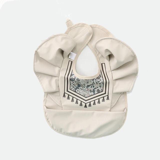 Baby Animal Shape Bibs Infant Toddler Burp Cloth Feeding Accessory Waterproof Washable Apron Tableware sky blue