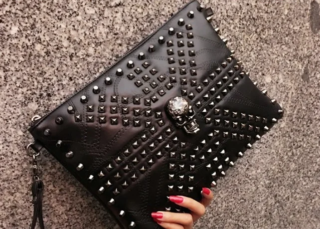 Fashion Skull Women Messenger Bag Rivet Envelope Mini Clutch Cross Small Handbag shopping Mini Black Beach Bag