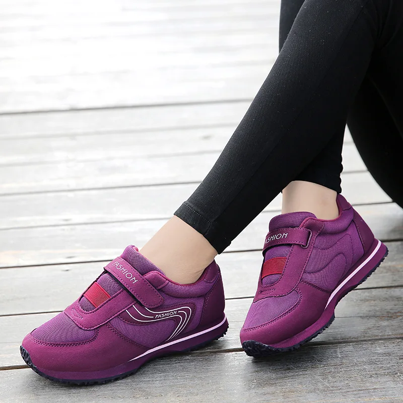 

Autumn Anti-slip Middle-aged Walking Shoes Women's Soft-Sole Mom Athletic Shoes Shoes for the Old Middle-aged WOMEN'S Shoes Peop