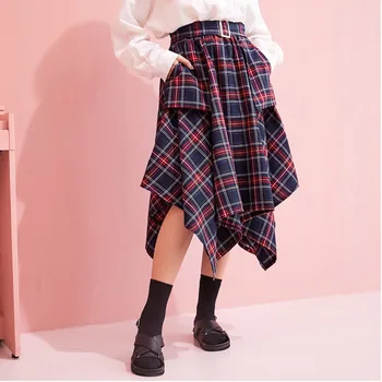 

LANMREM 2020 Fashion Asymmetrical Plaid BottomsNew Irregular Double Pocket Skirt Elastic High Waist All-match Female's YF16217