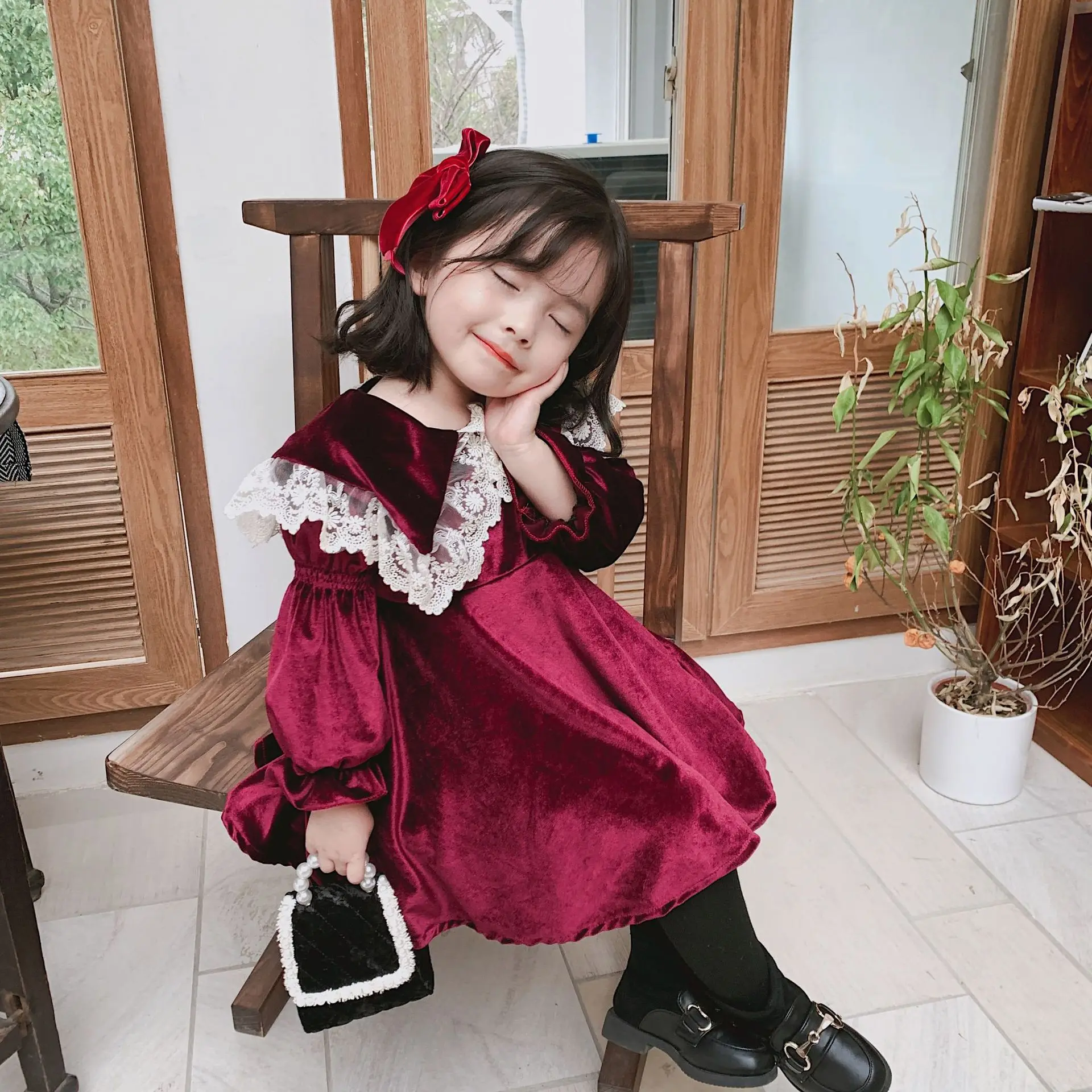 Winter Toddler Girls Dress Korean Princess Costume New Fashion Lace Turn Down Collar Plus Velvet Party Dress 1-7Yrs Kids Clothes