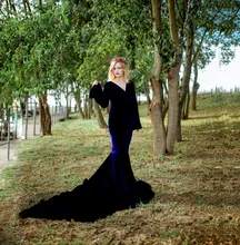 

2021 Autumn And Winter Women's Gold Velvet Pregnant Women V-Neck Tail-Length One-Piece Dress Photography Dress