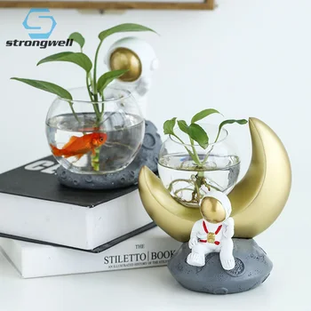 

Strongwell Nordic Astronaut Hydroponic Glass Vase Character Green Plant Holder Home Decoration Modern Minimalist Flower Vase