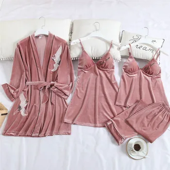 

Winter Warm Women's Robe & Gown Set Sexy Pajamas Crane Print Sleepwear Gold Velvet 4 Pcs Female Bathrobe with Chest Pads