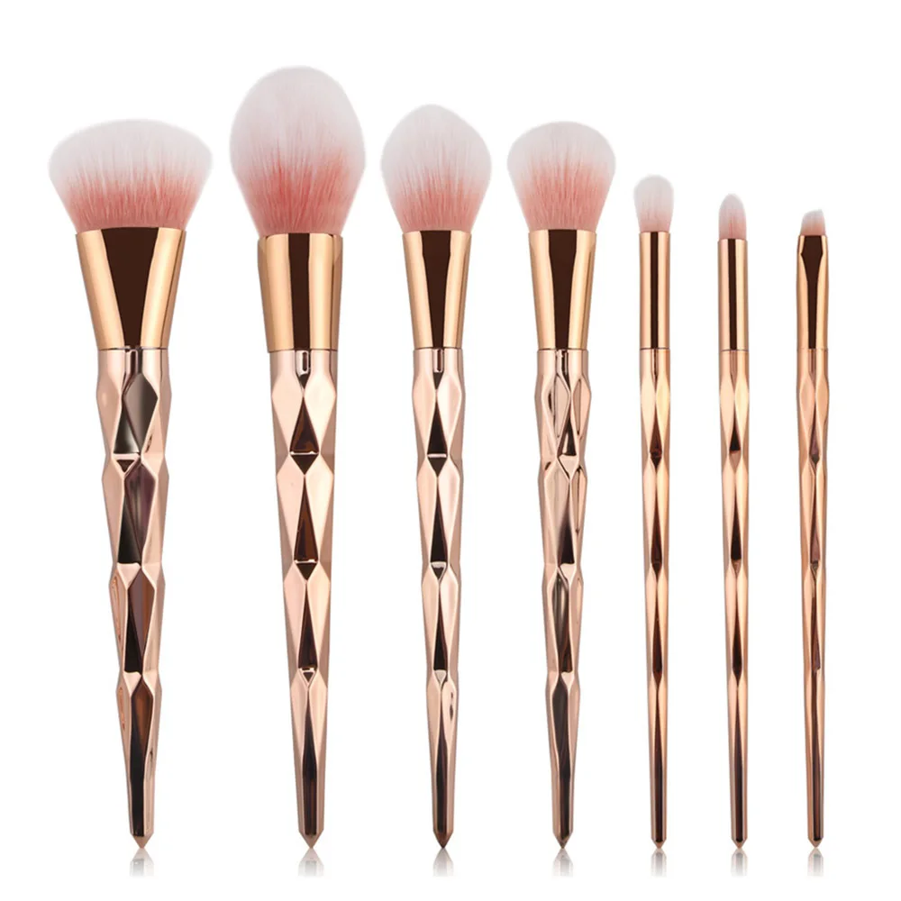 

7Pcs Diamond Rose Gold Makeup Brush Set Mermaid Fishtail Shaped Foundation Powder Cosmetics Brushes Rainbow Eyeshadow Brush Kit