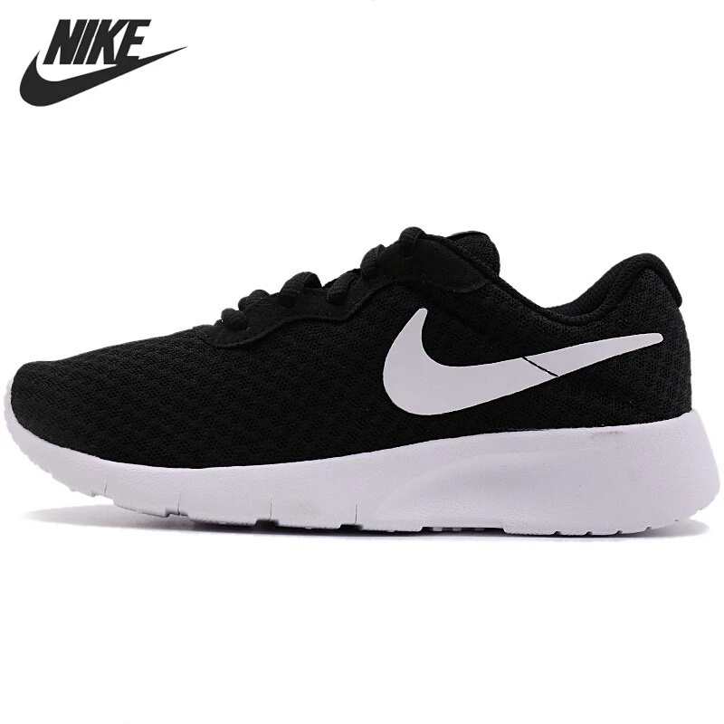 nike tanjun ps black