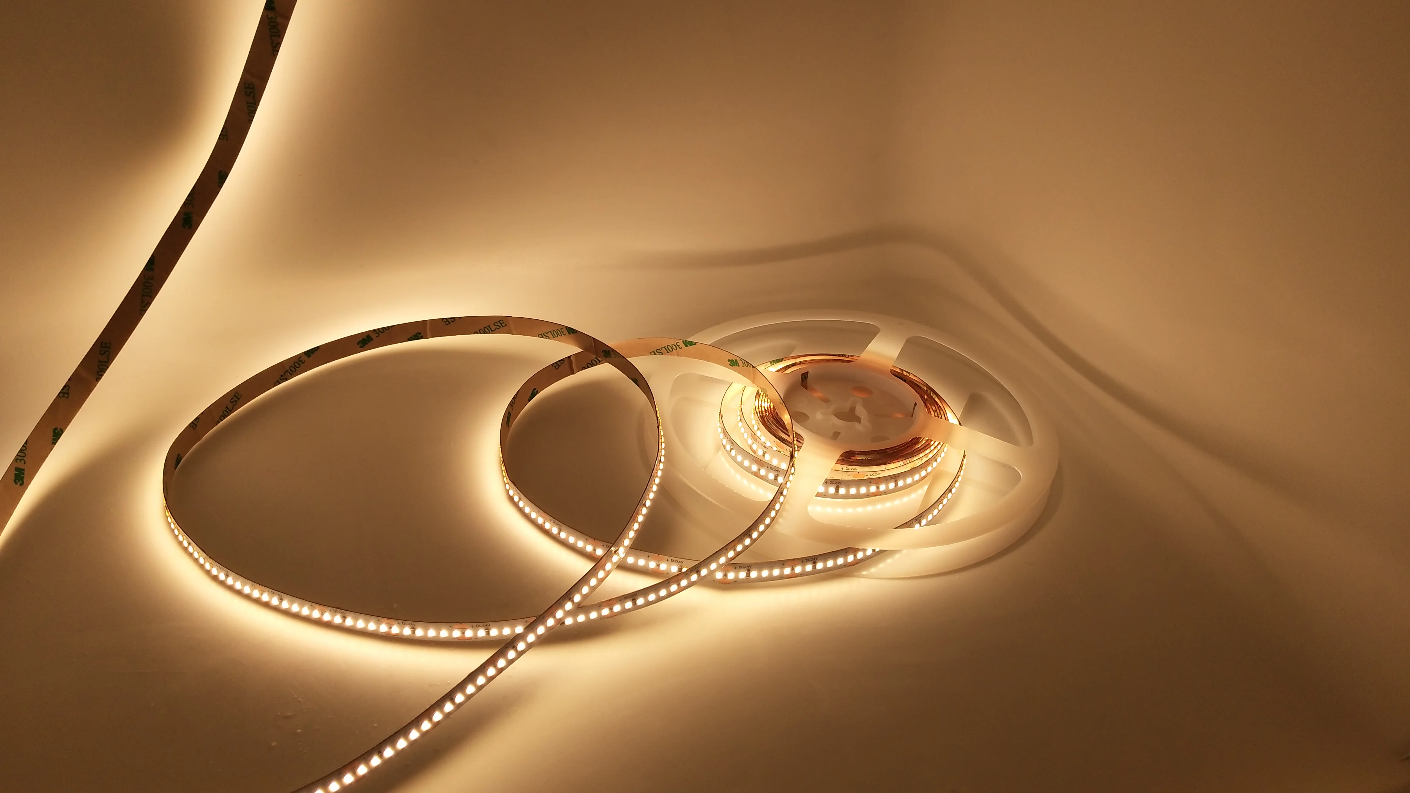 Бесплатная доставка высокая индекс цветопередачи 90 + плотность 300 светодиодов s/m