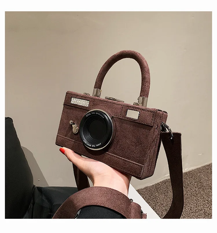 HISUELY 2022 New Women Personalized Fashion Camera Shape Clutch Ladies Casual Mini Crossbody Bag Small Shoulder Bag Purse BG2242