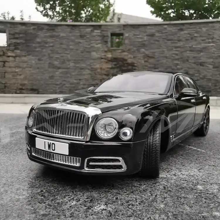 Литая под давлением модель автомобиля почти настоящая Bentley Mulsanne w. O. Издание Mulliner 1:18+ маленький подарок