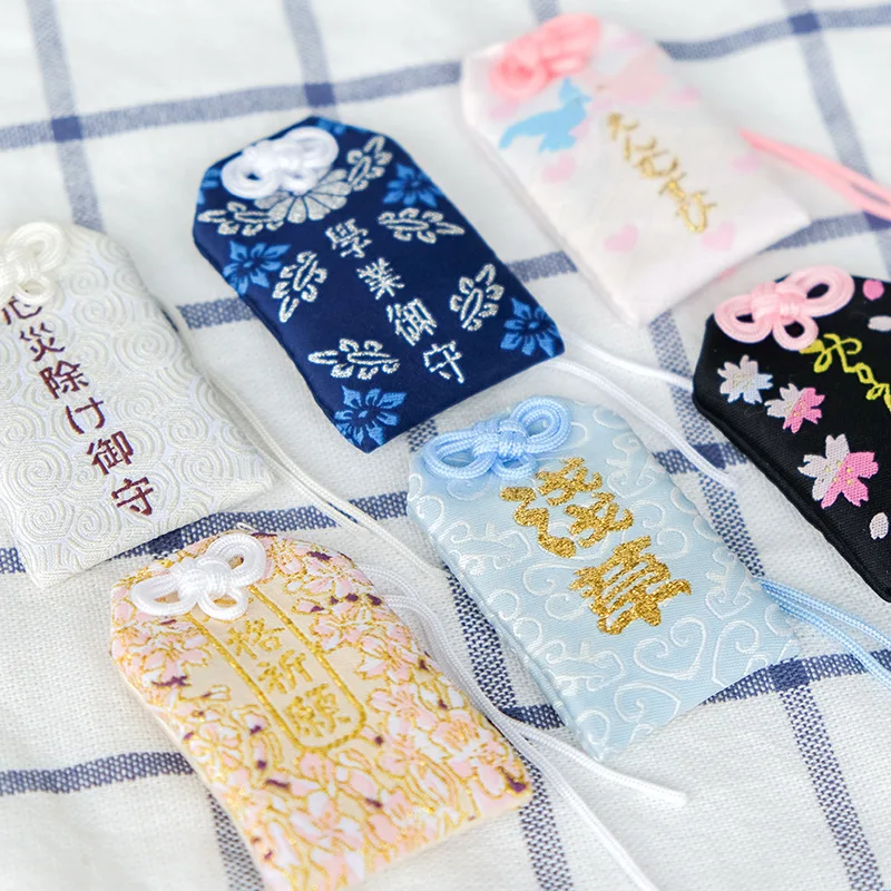 10 шт./компл. Omamori клубника вина удачи Фортуна Кулон хороший подарок
