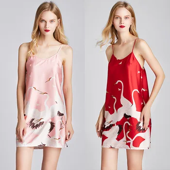 

2020 Spring And Summer Pajamas WOMEN'S Nightgown Silk Crane Base Skirt Underwear Sexy Strapped Dress Tracksuit 1660